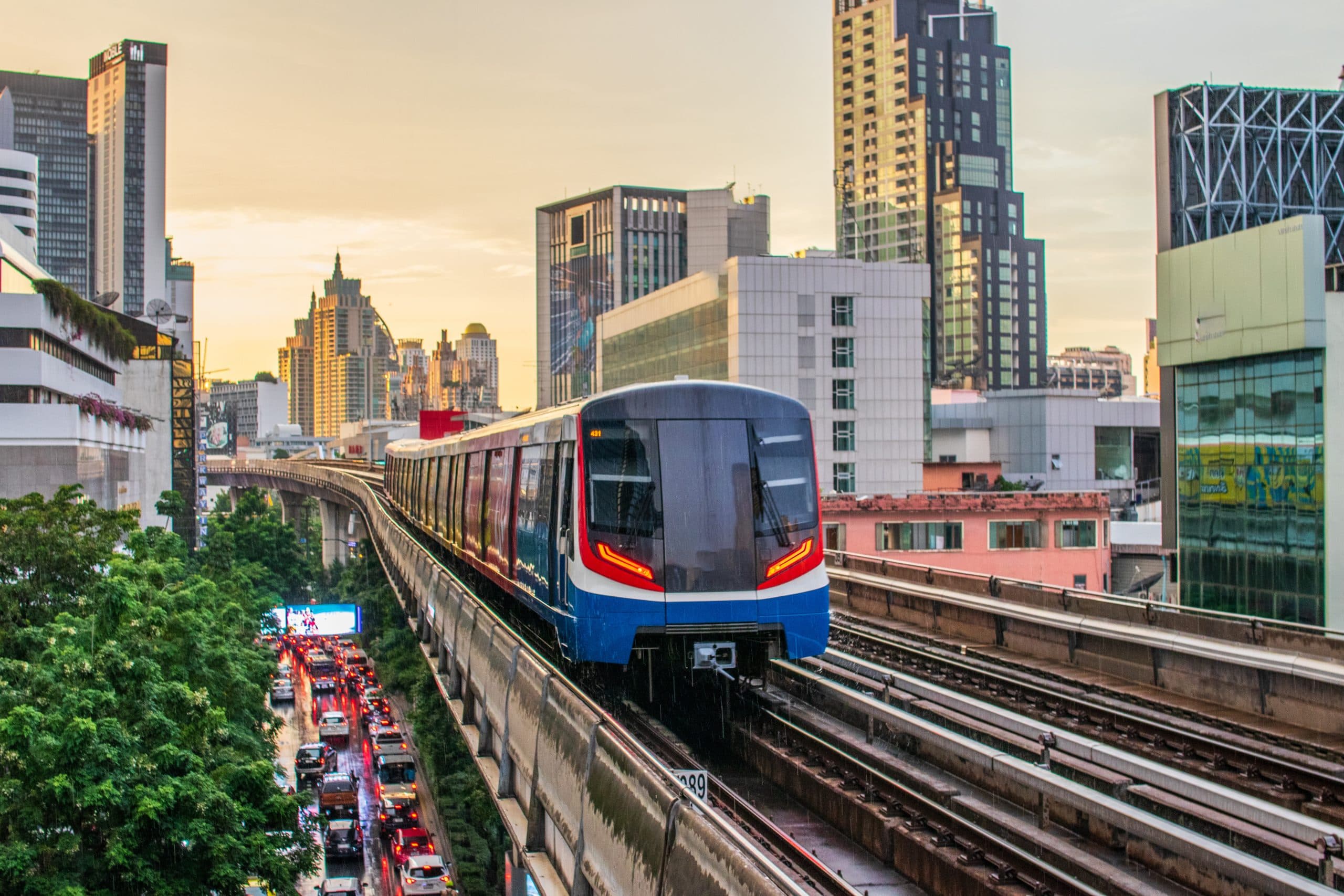 Near BTS/MRT