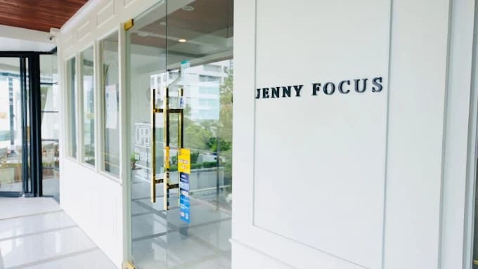 JENNY FOCUS